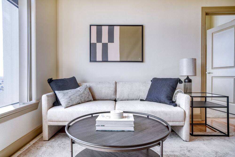 Photo of Livingroom in Glendale