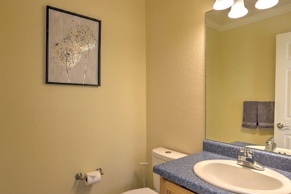 Photo of Bathroom in New Castle