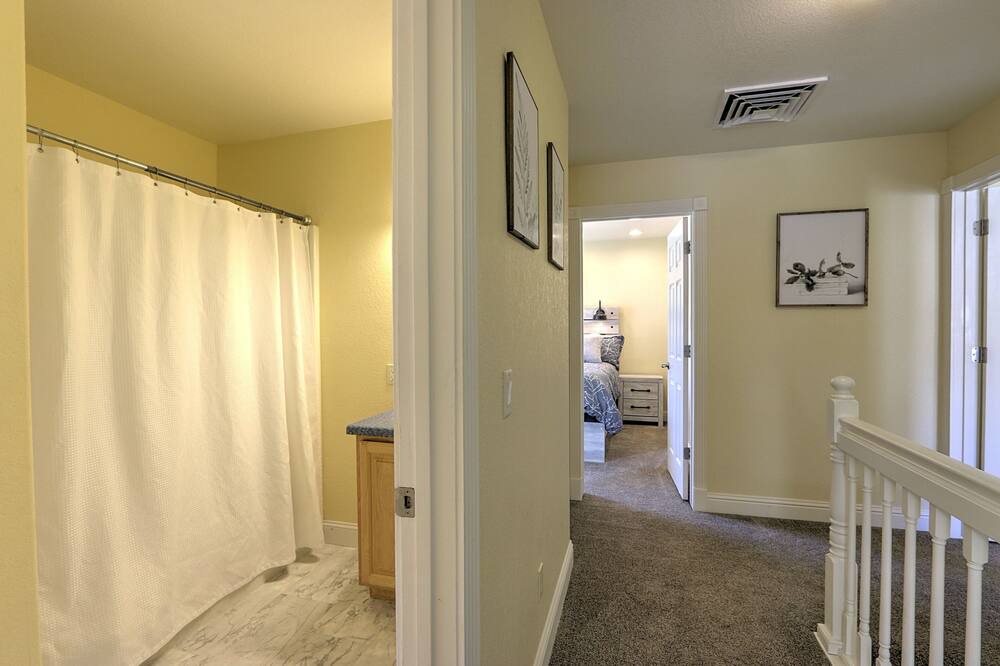 Photo of Bathroom in New Castle