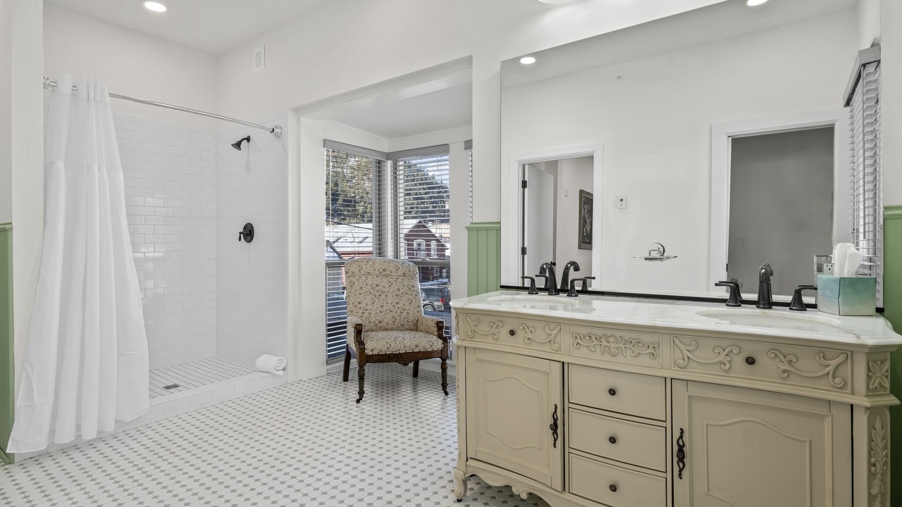 Photo of Bathroom in Idaho Springs