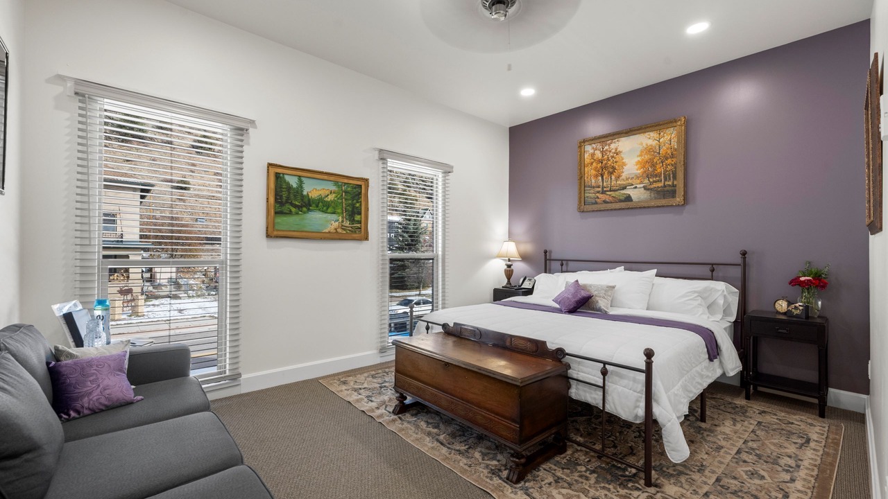 Photo of Bedroom in Idaho Springs