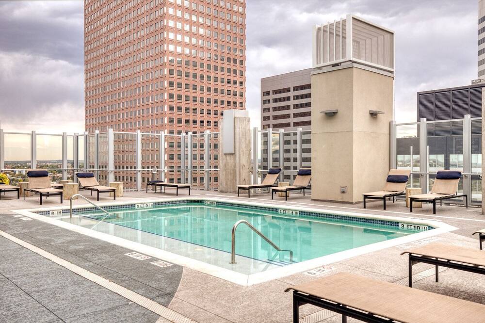 Photo of Outdoor in Uptown