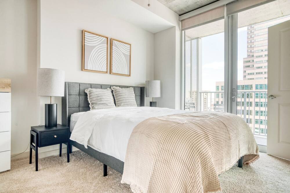 Photo of Bedroom in Uptown