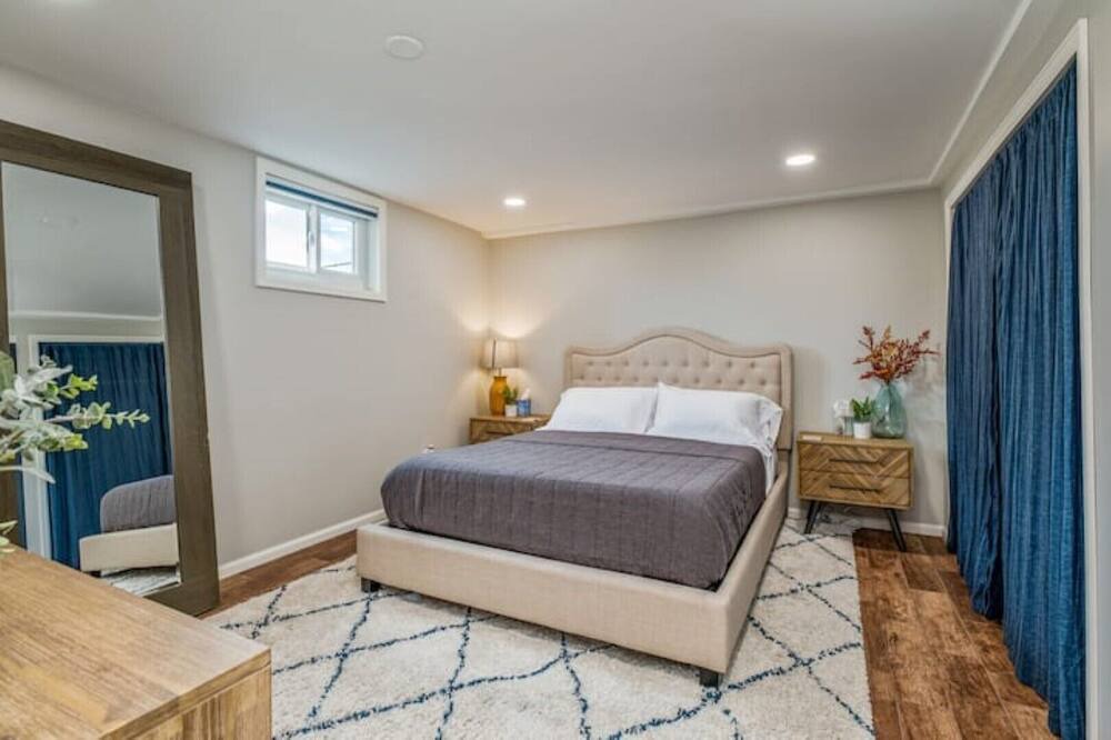 Photo of Bedroom in Wheat Ridge