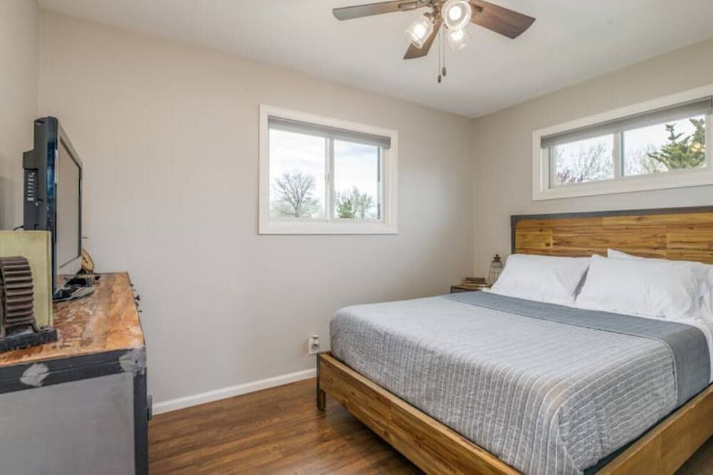 Photo of Bedroom in Wheat Ridge