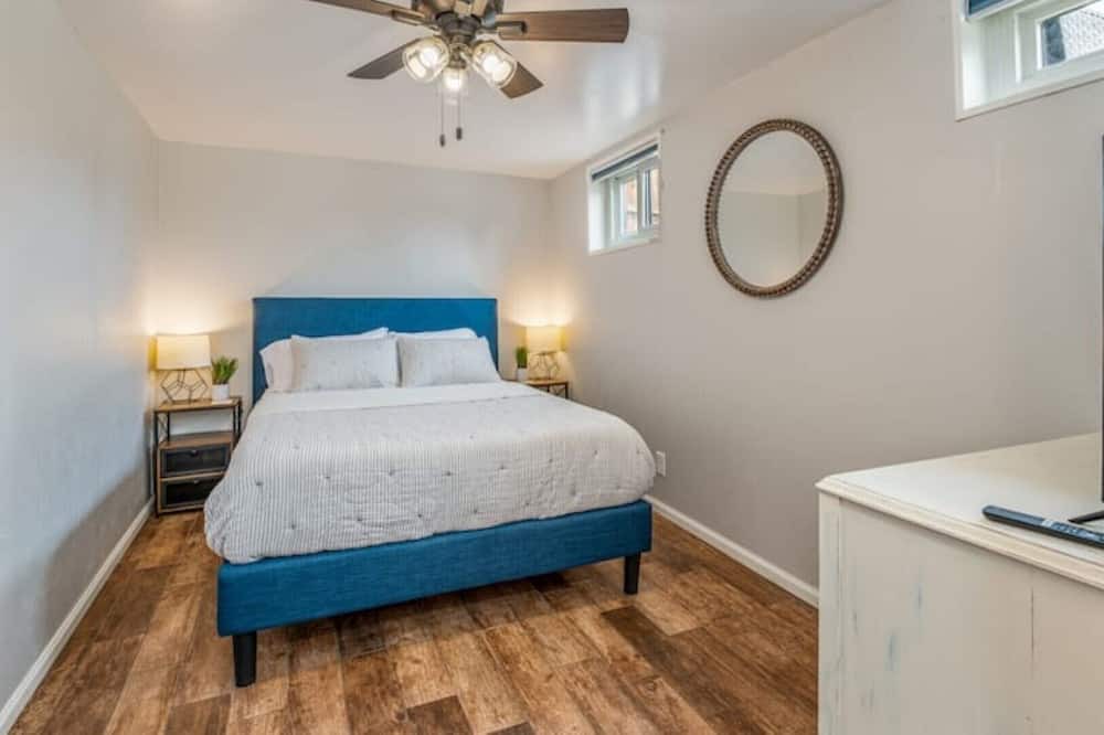 Photo of Bedroom in Wheat Ridge