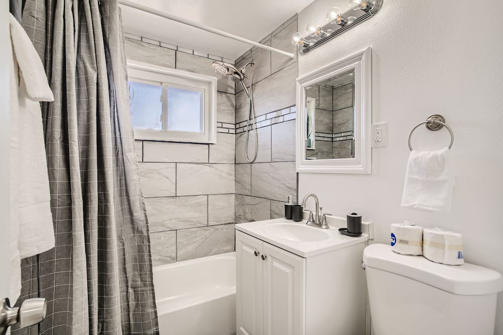 Photo of Bathroom in Arvada Plaza Area