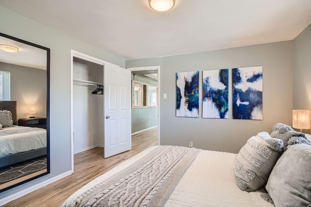 Photo of Bedroom in Arvada Plaza Area