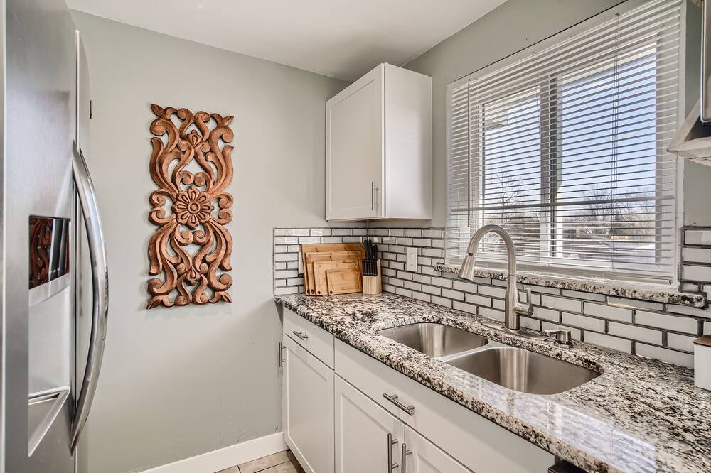 Photo of Kitchen in Arvada Plaza Area