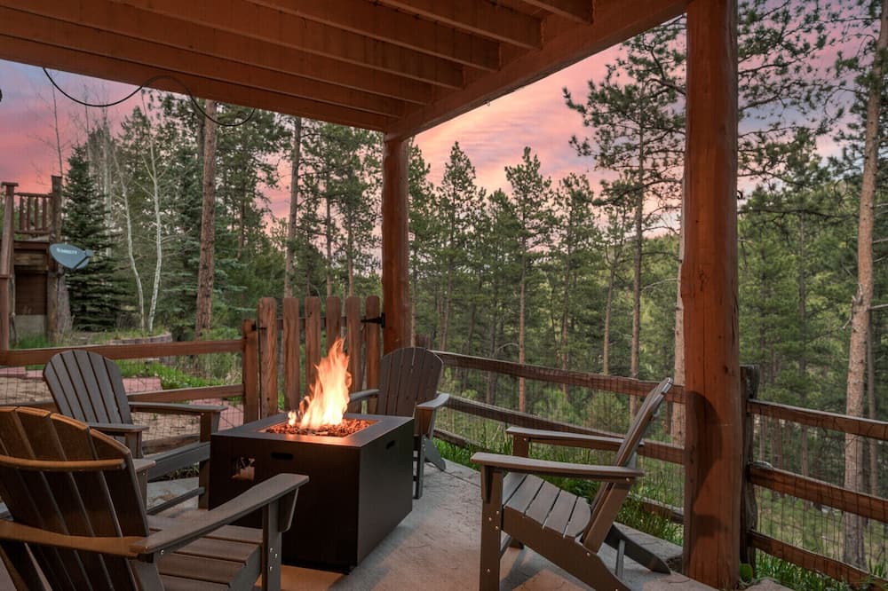 Photo of Patio Balcony in Shadow Mountain