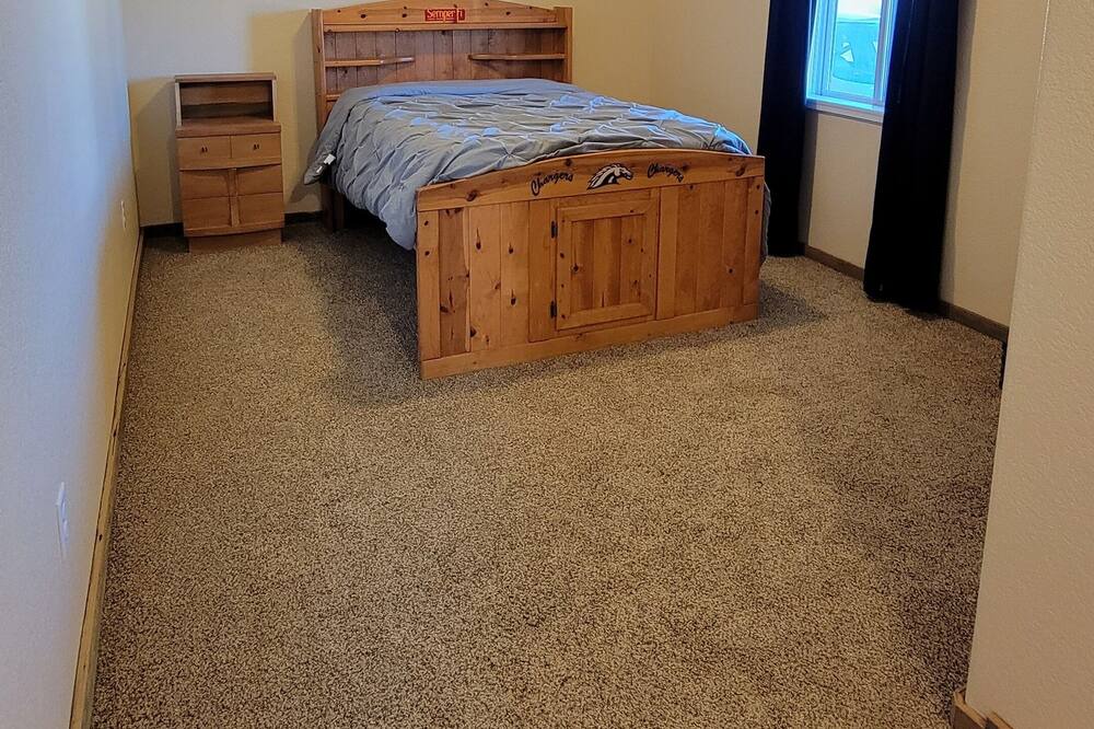 Photo of Bedroom in Crowley County