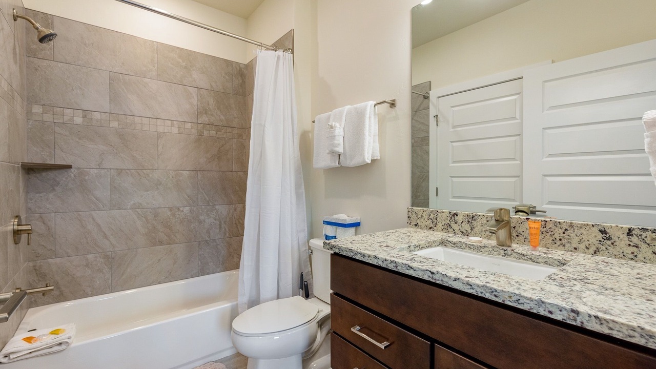 Photo of Bathroom in Lakeside Village