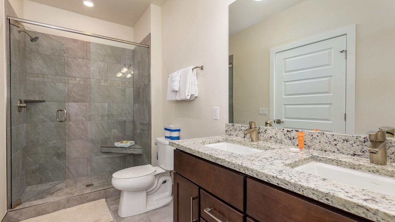 Photo of Bathroom in Lakeside Village