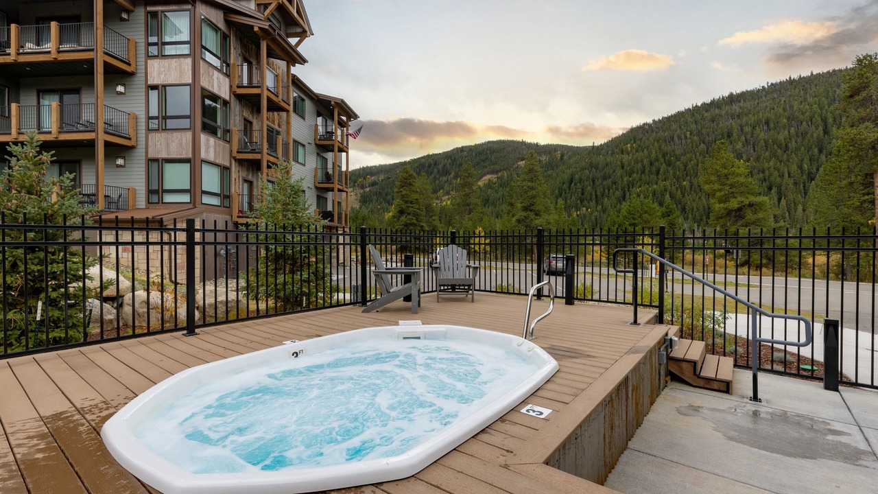Photo of Outdoor in Lakeside Village