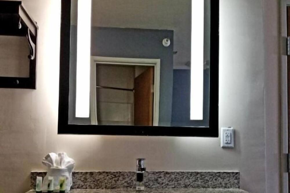 Photo of Bathroom in Castle Rock