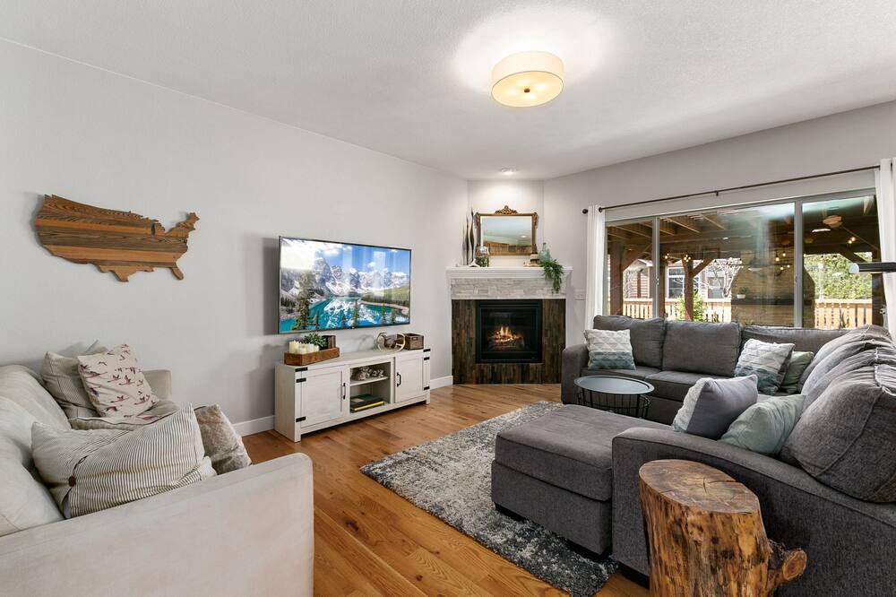 Photo of Livingroom in Timnath