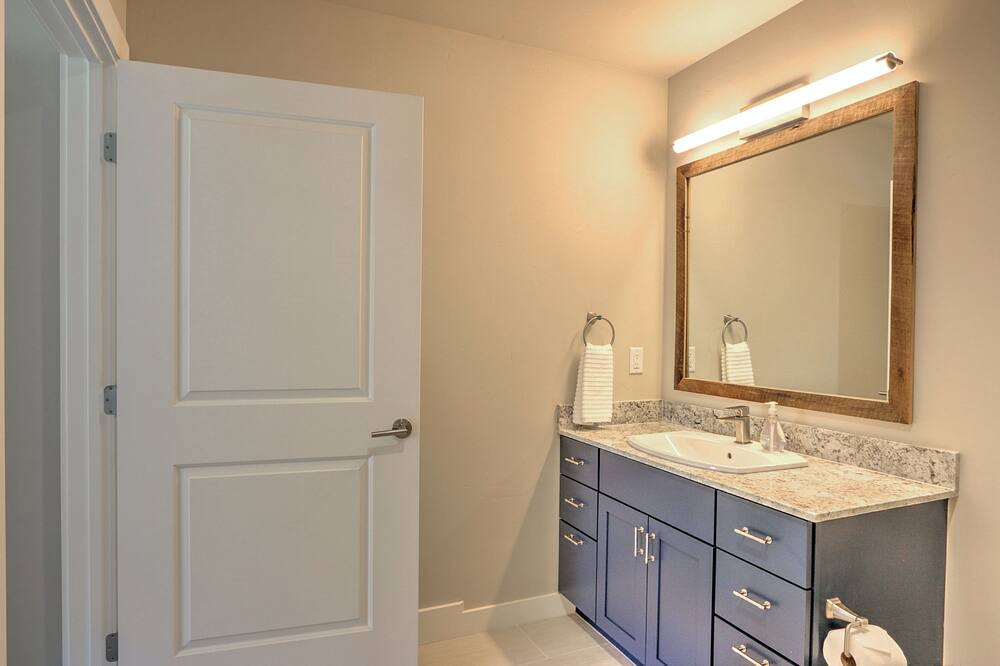 Photo of Bathroom in Glenwood Springs