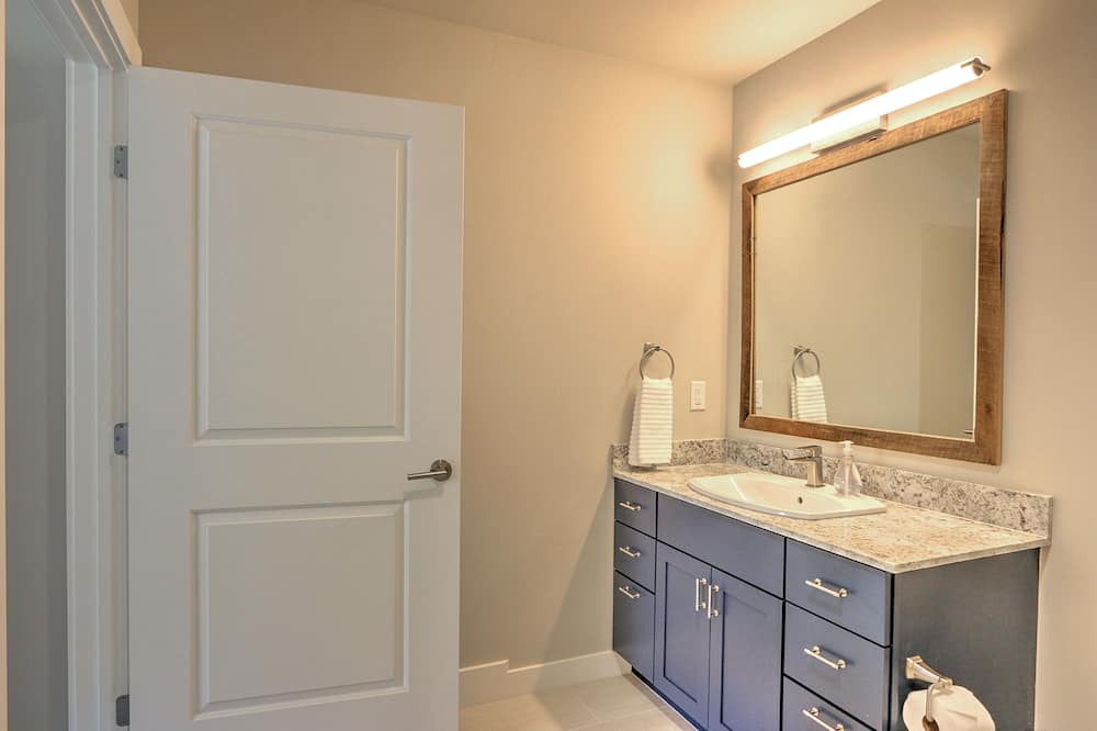 Photo of Bathroom in Glenwood Springs
