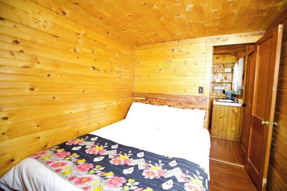 Photo of Bedroom in Lake City