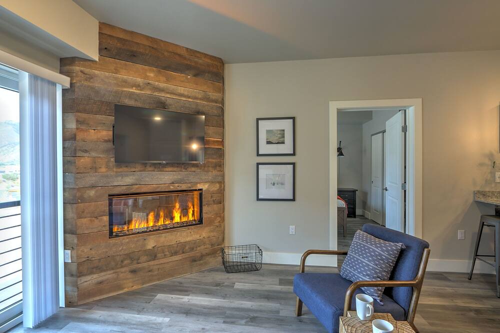 Photo of Livingroom in Glenwood Springs