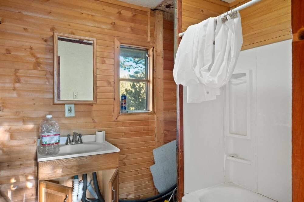 Photo of Bathroom in Grand Lake