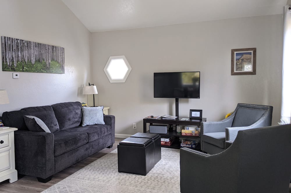 Photo of Livingroom in Clifton