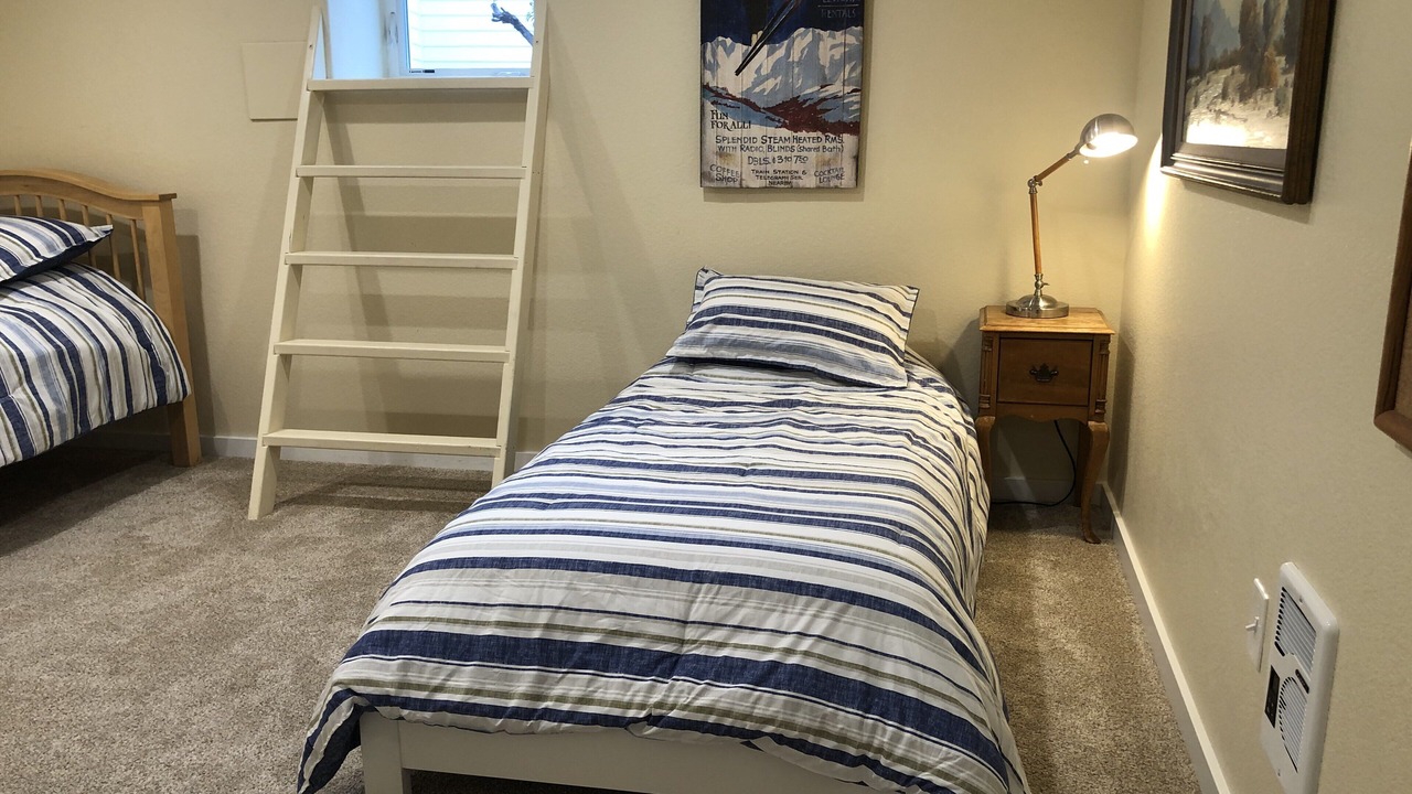 Photo of Bedroom in Highlands Ranch