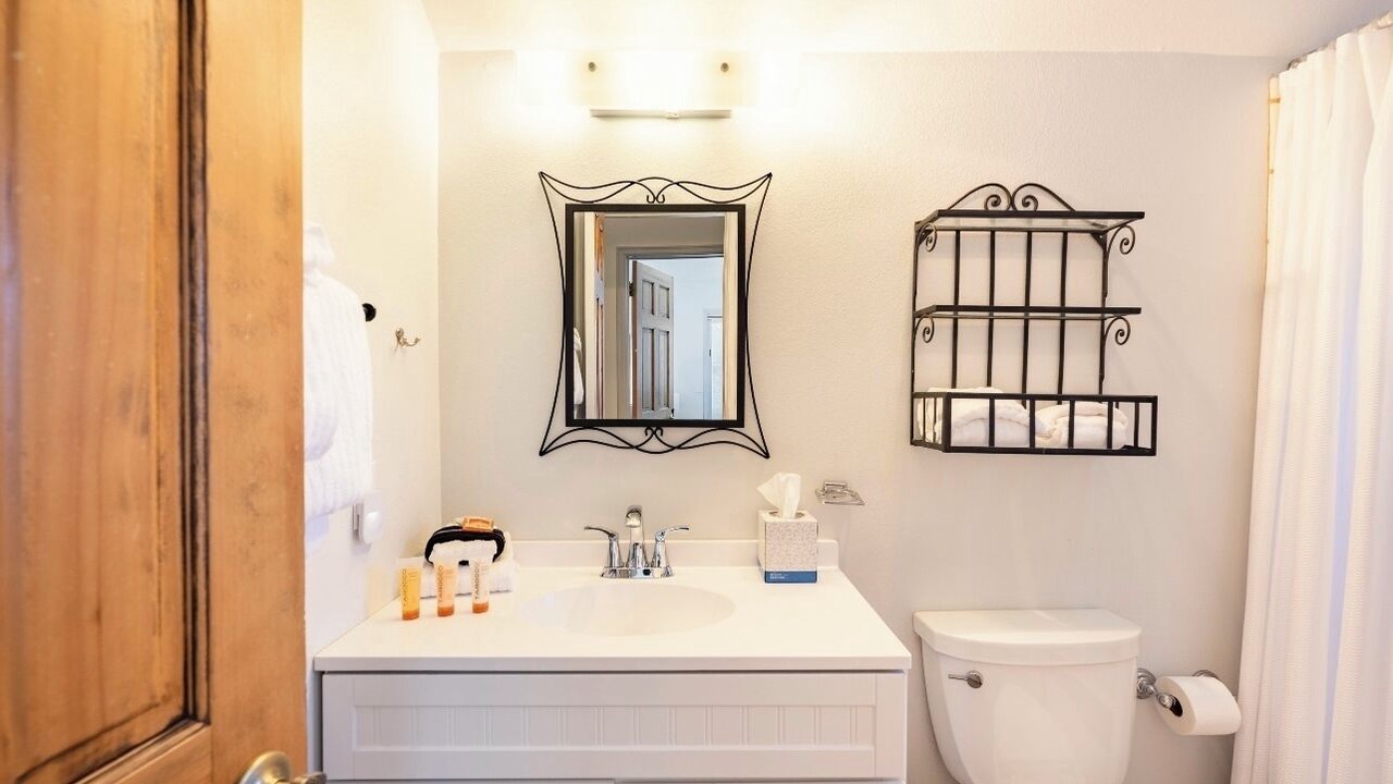 Photo of Bathroom in Warrior's Mark