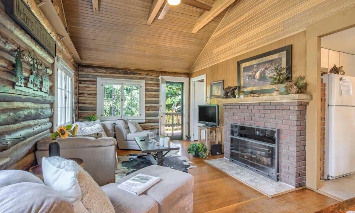 Photo of Livingroom in Cascade-Chipita Park