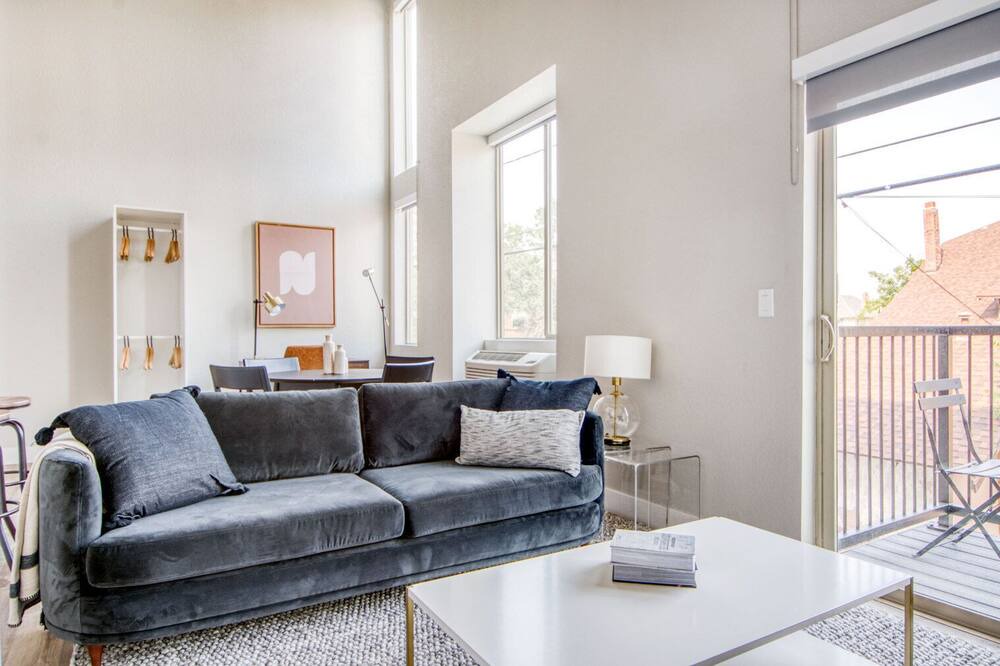 Photo of Livingroom in Capitol Hill