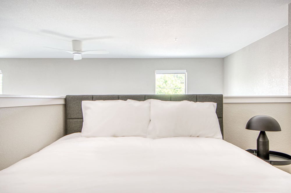 Photo of Bedroom in Capitol Hill