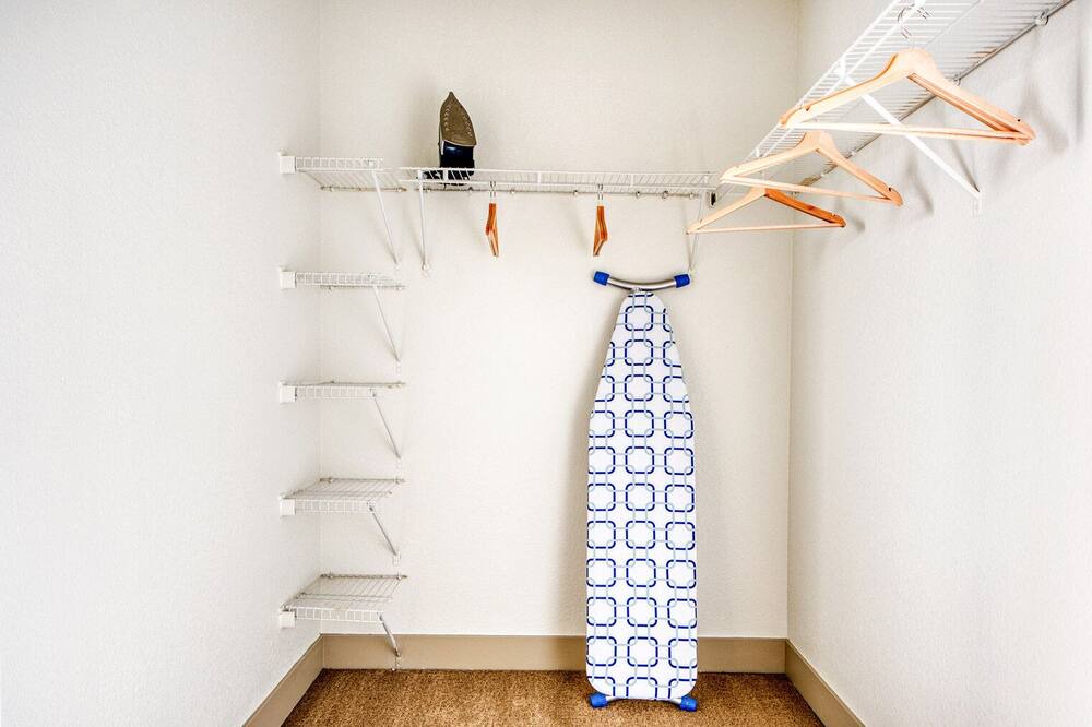 Photo of Bedroom in Ballpark