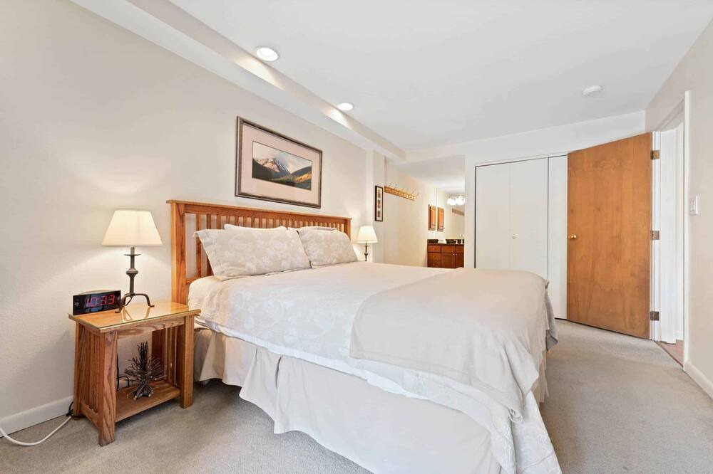 Photo of Bedroom in Vail
