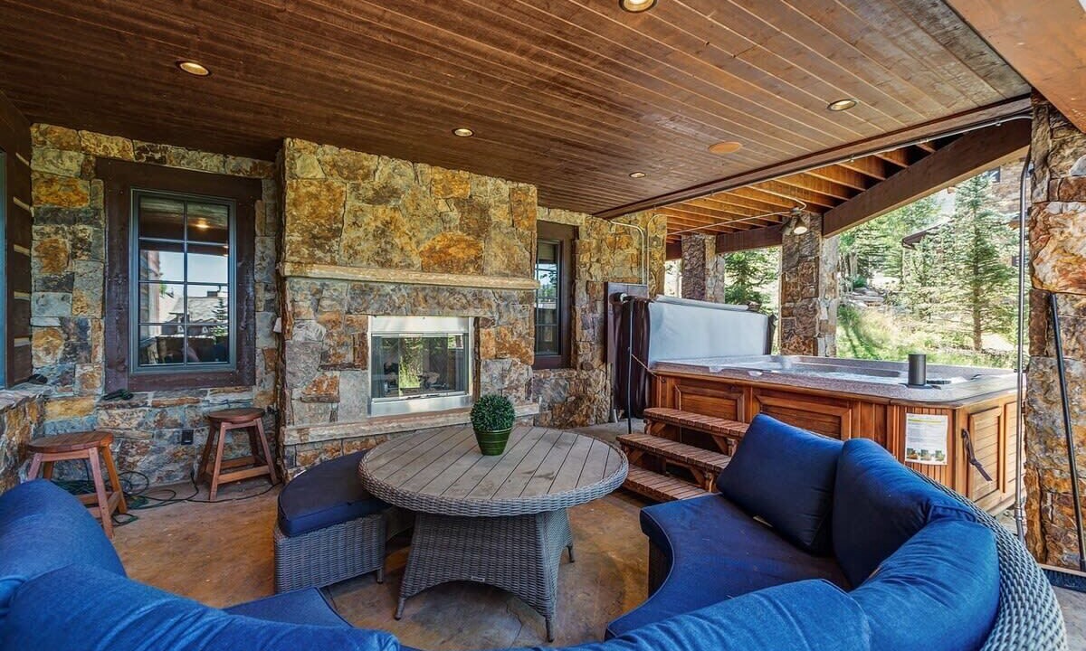 Photo of Patio Balcony in Boulder Ridge