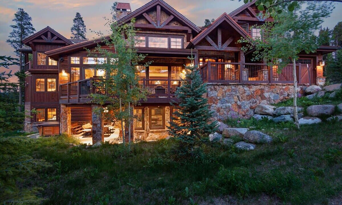 Photo of Outdoor in Boulder Ridge