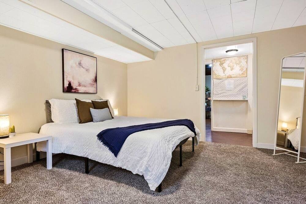 Photo of Bedroom in University
