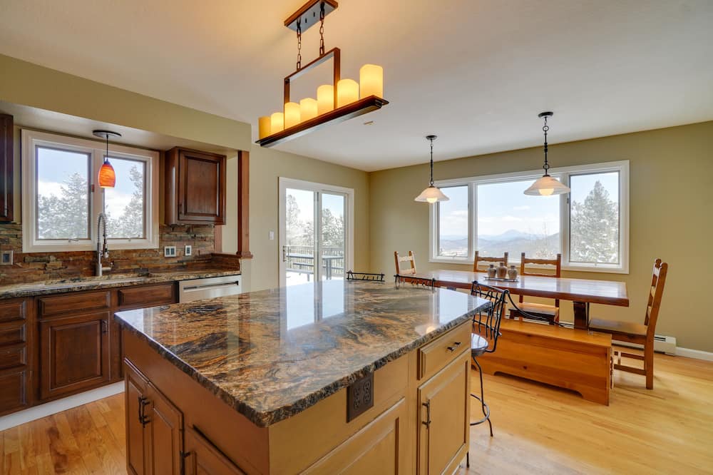 Photo of Kitchen in Bailey