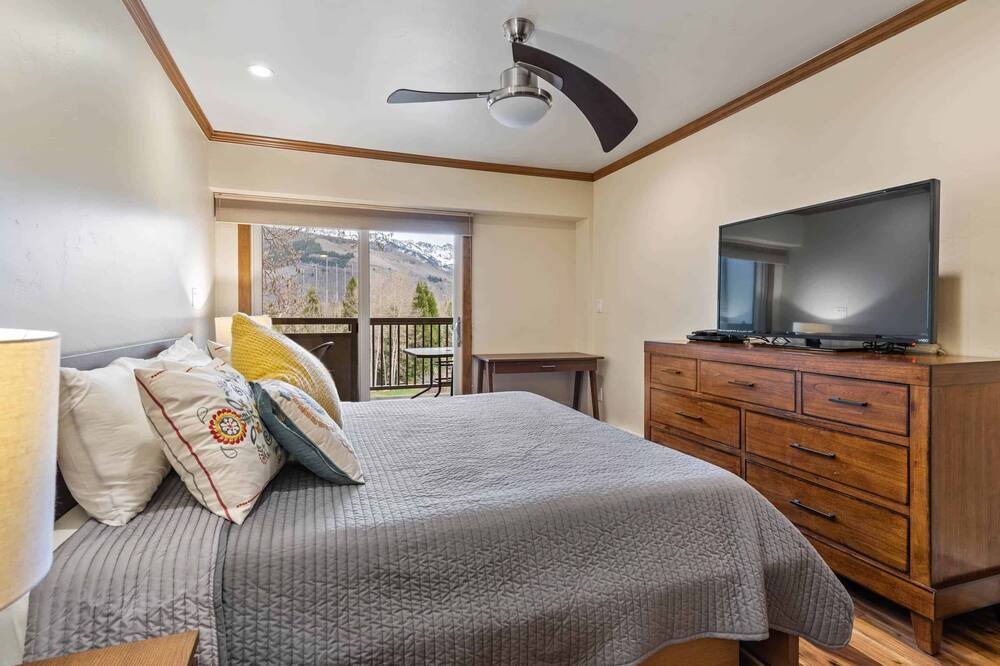 Photo of Bedroom in Vail