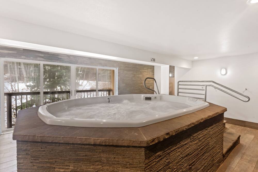 Photo of Others in Vail