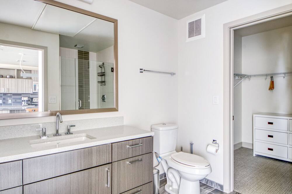 Photo of Bathroom in Capitol Hill