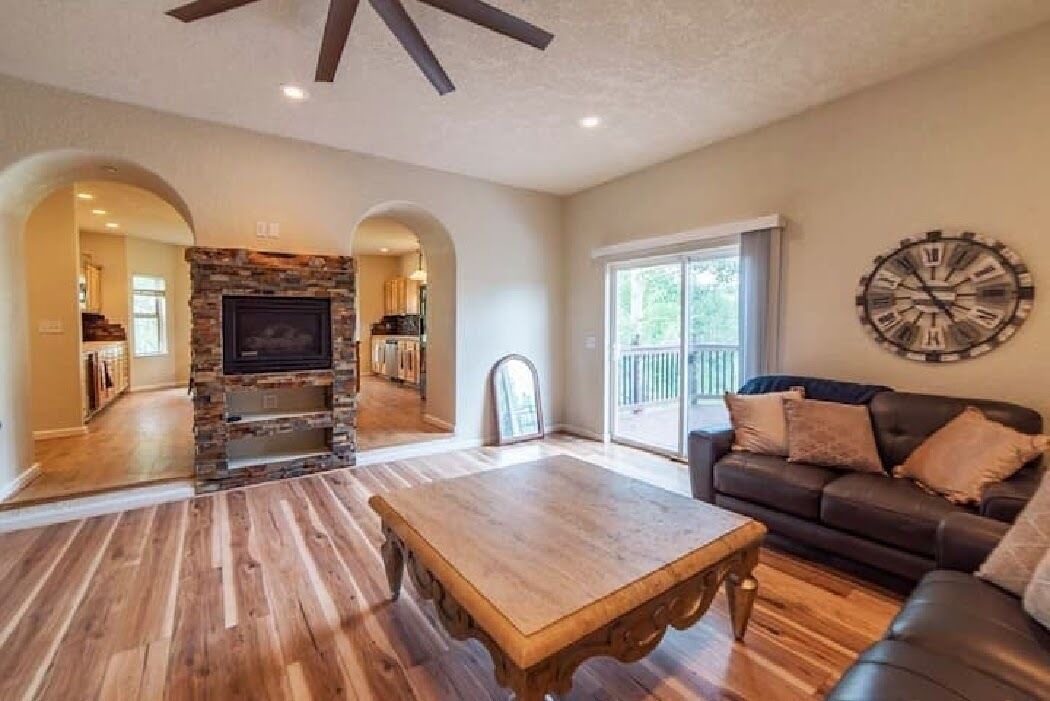 Photo of Livingroom in Michigan Hill