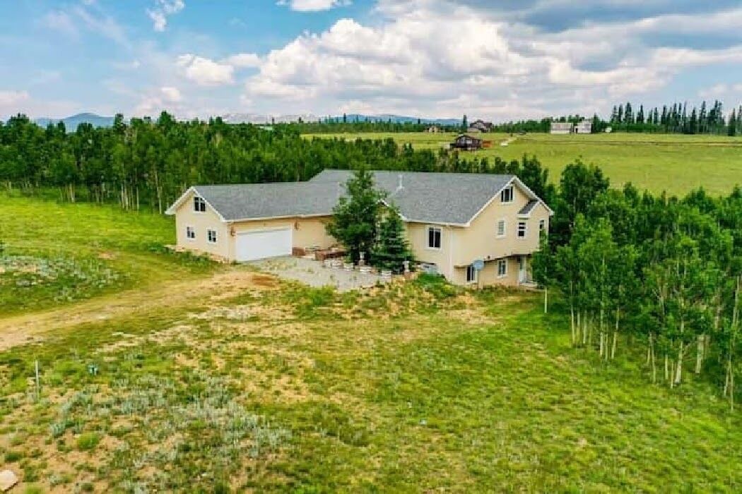 Photo of Outdoor in Michigan Hill