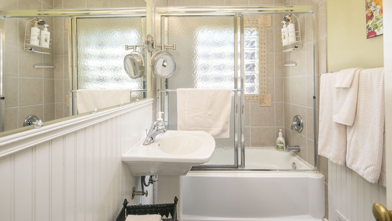 Photo of Bathroom in Loveland