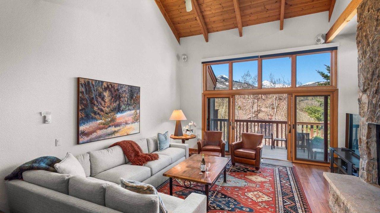 Photo of Livingroom in Snowmass Village