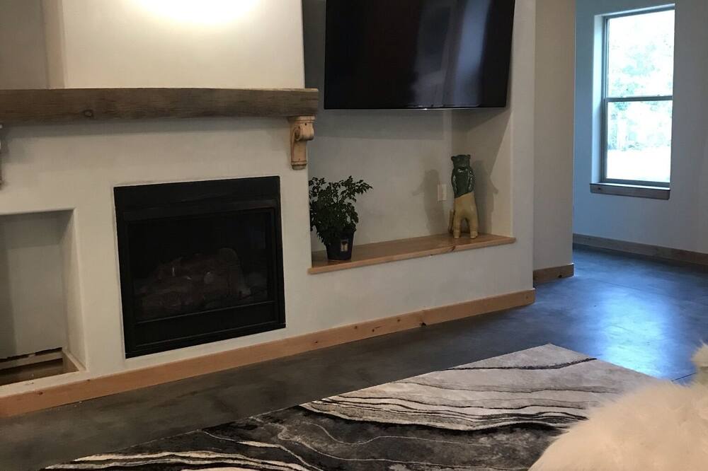 Photo of Livingroom in Palmer Lake