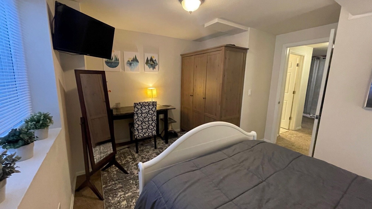 Photo of Bedroom in Highlands Ranch