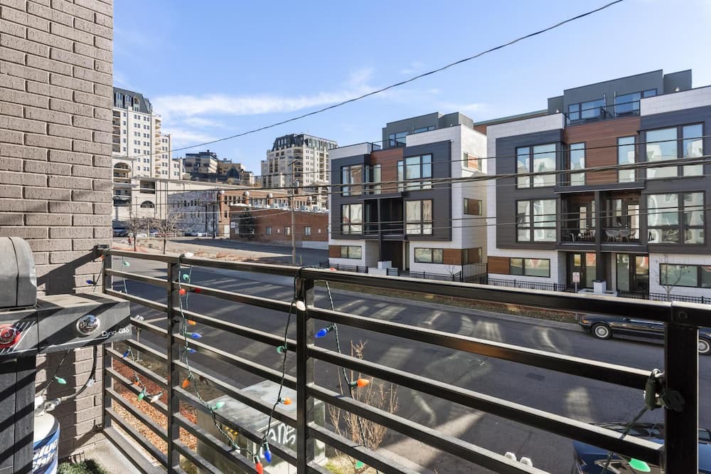 Photo of Patio Balcony in Golden Triangle