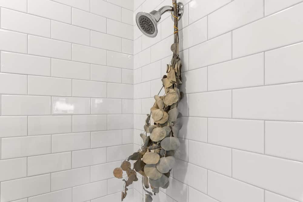 Photo of Bathroom in Golden Triangle