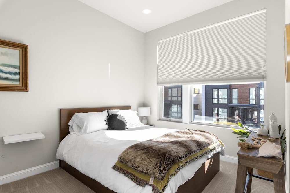 Photo of Bedroom in Golden Triangle