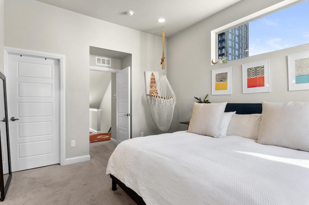Photo of Bedroom in Golden Triangle